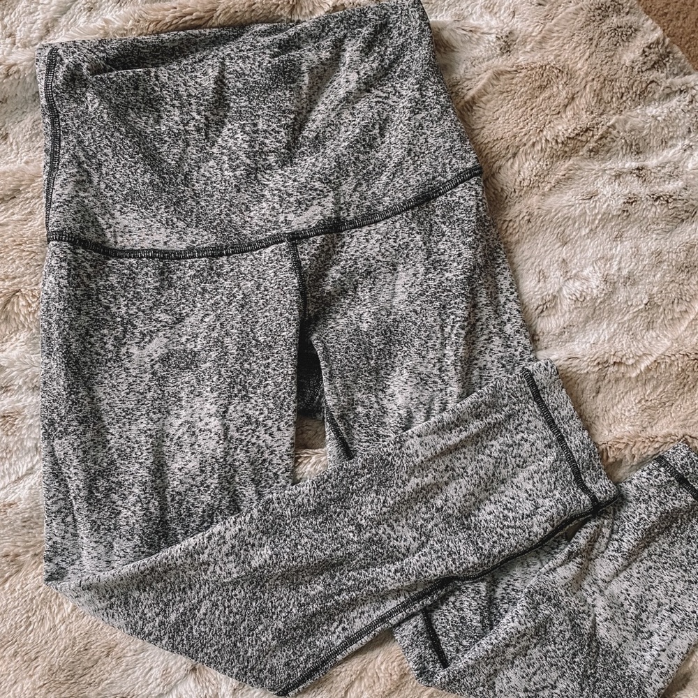 Lululemon Ankle Length Leggings ✨